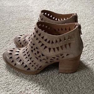Women’s Sofft Cutout Booties